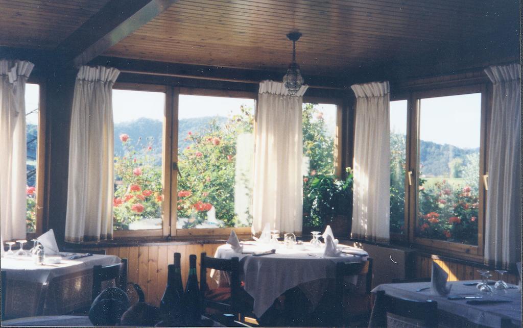 Albergo Ristorante Ai Pini Tarzo Dış mekan fotoğraf